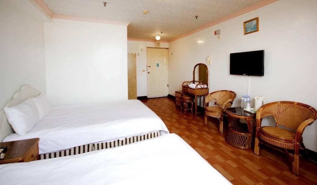 Kenting Maldives Hotspring Hotel Hengchun South Gate Exterior photo